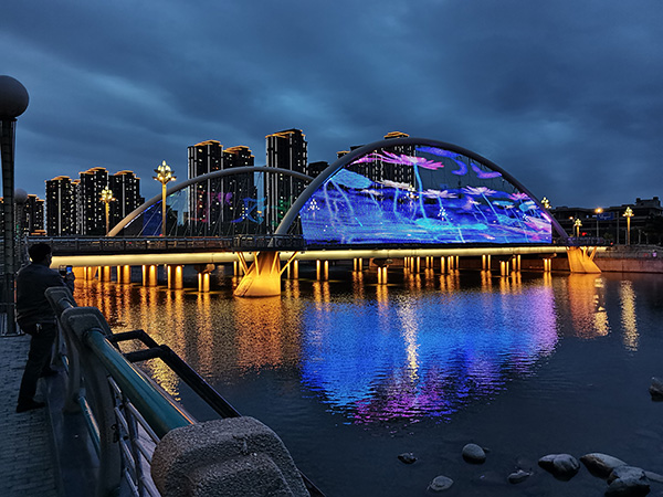 1742970194152440.jpg 利通河道亮化.jpg