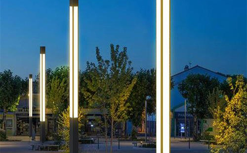 太阳能利通景观灯定制常见问题与解决方案